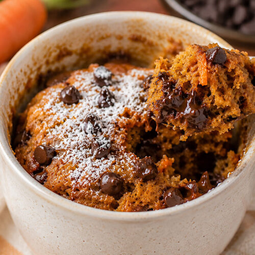 Carrot mug cake al microonde