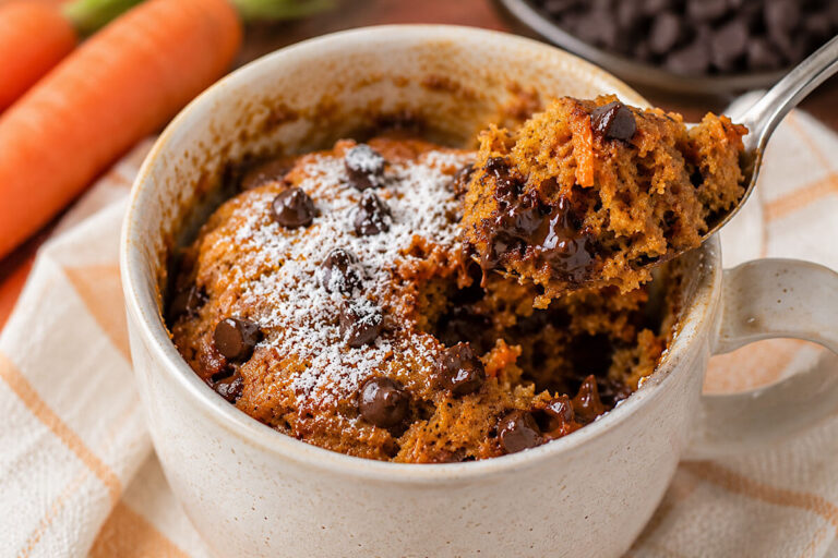 Carrot mug cake al microonde